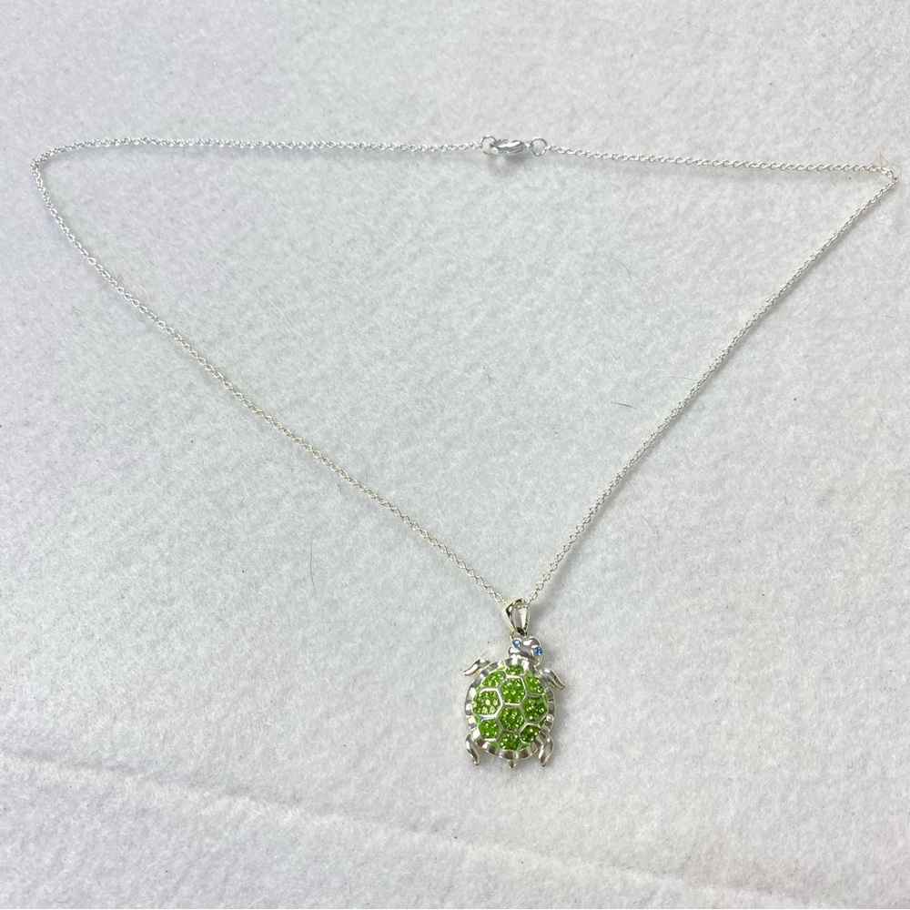 Charming Silver Plated over Brass Green Peridot Turtle Pendant Necklace 19”